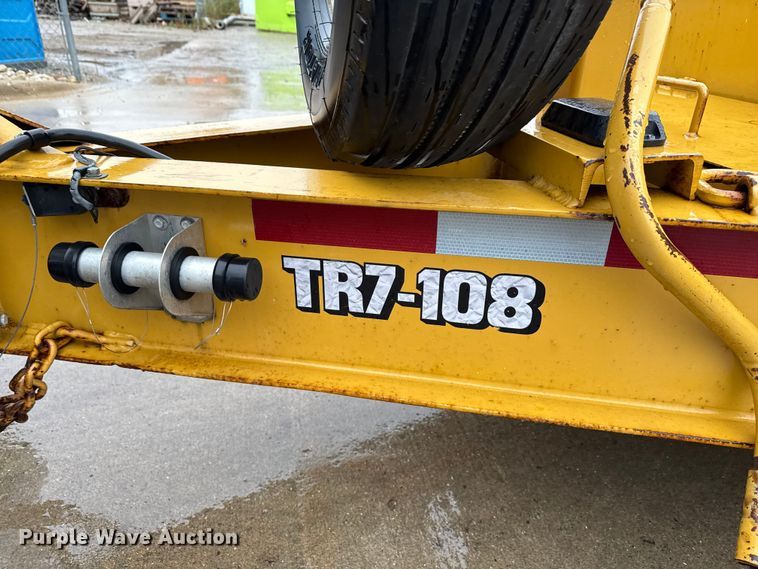 image for item ND9440 2007 Redi Haul equipment trailer