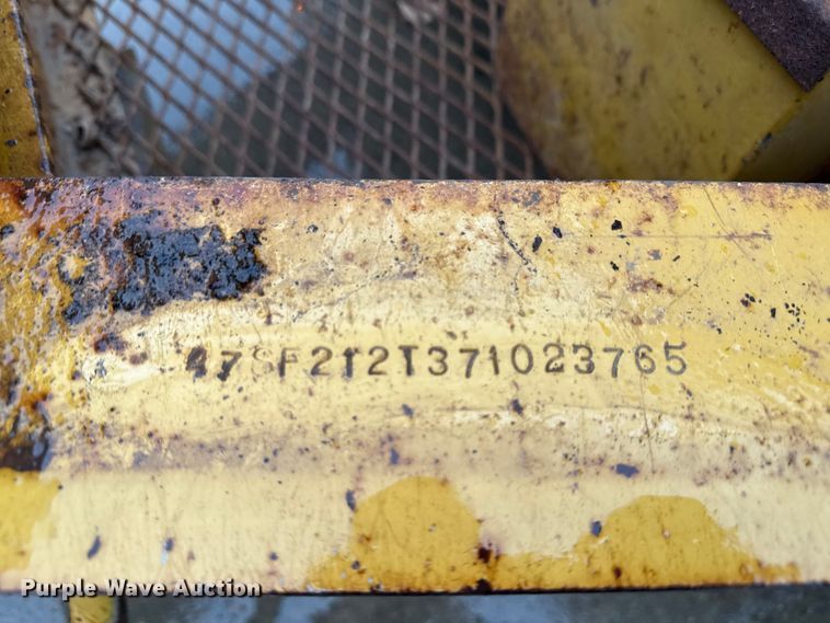 image for item ND9440 2007 Redi Haul equipment trailer