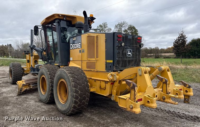 image for item ND9441 2010 John Deere 872GP motor grader