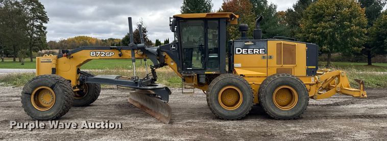 image for item ND9441 2010 John Deere 872GP motor grader