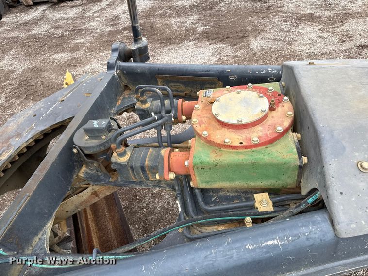 image for item ND9441 2010 John Deere 872GP motor grader