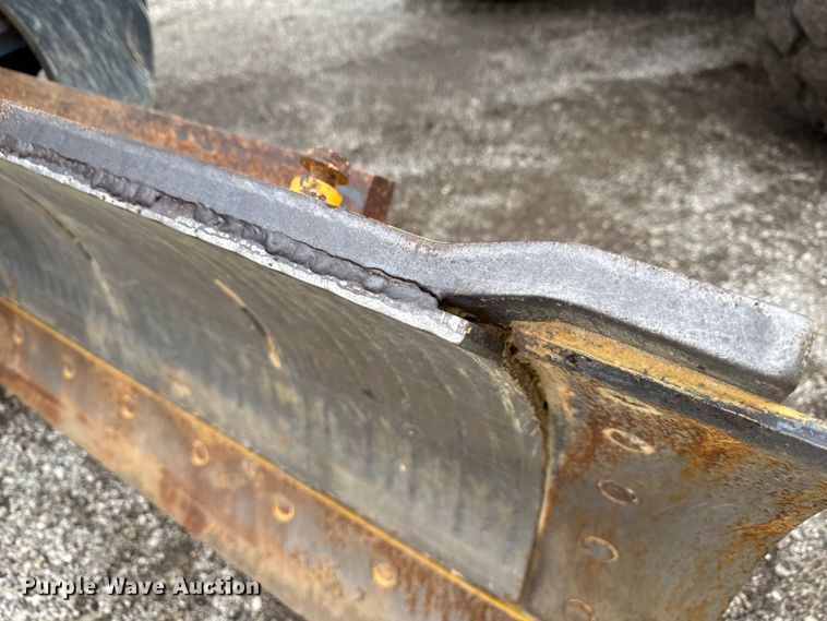 image for item ND9441 2010 John Deere 872GP motor grader