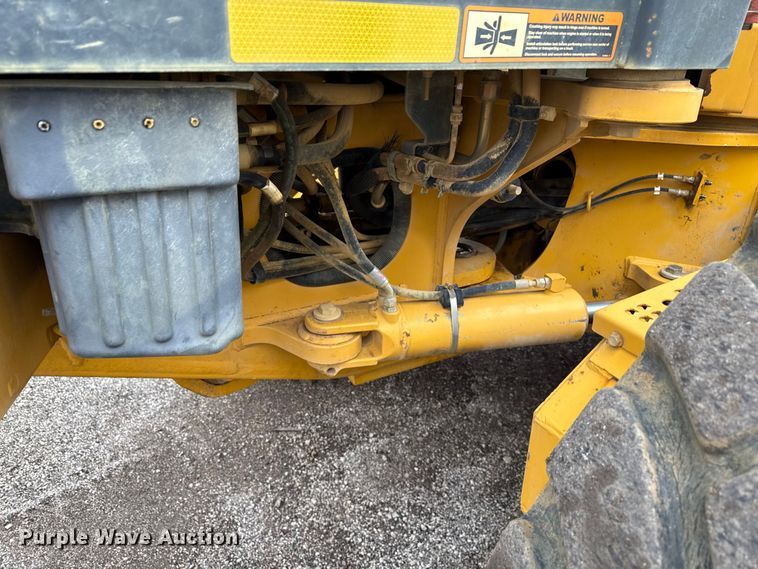 image for item ND9441 2010 John Deere 872GP motor grader