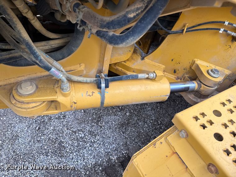 image for item ND9441 2010 John Deere 872GP motor grader