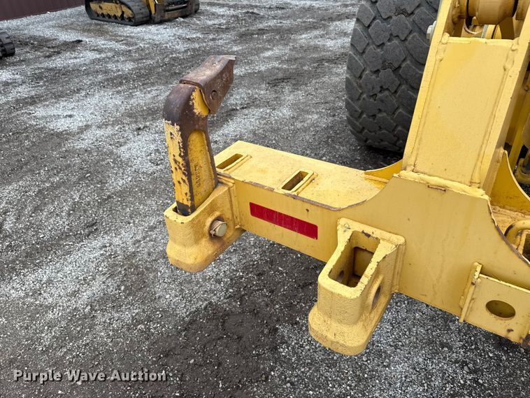 image for item ND9441 2010 John Deere 872GP motor grader