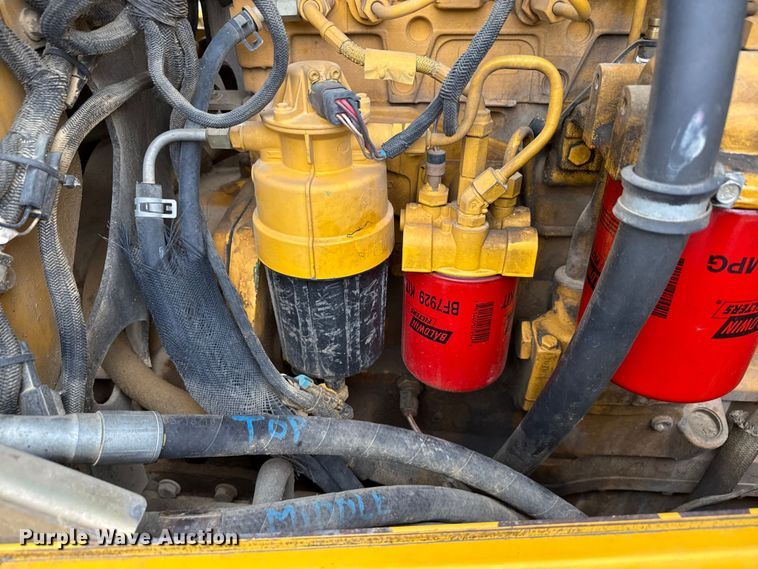 image for item ND9441 2010 John Deere 872GP motor grader