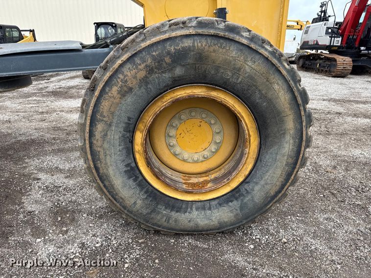 image for item ND9441 2010 John Deere 872GP motor grader