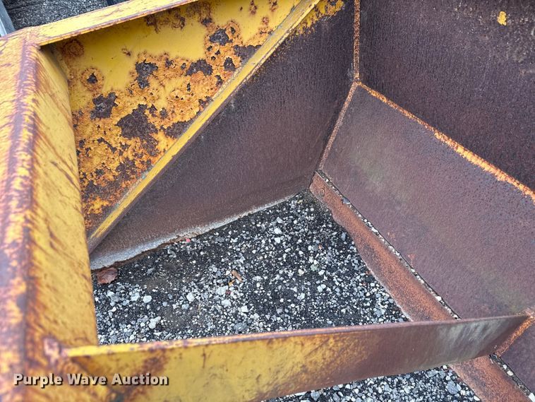 image for item ND9442 Kuntz box scraper