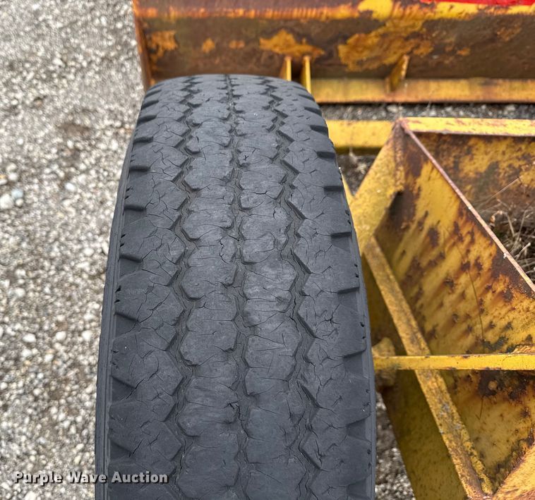 image for item ND9442 Kuntz box scraper