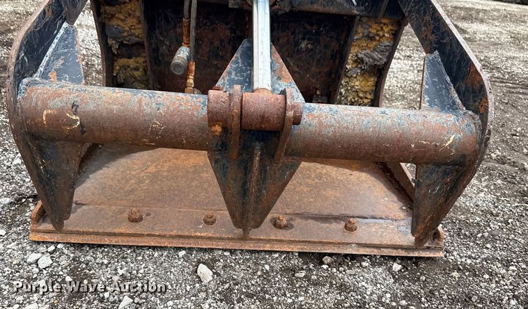 image for item ND9443 2017 Toro Dingo 22327 compact utility loader