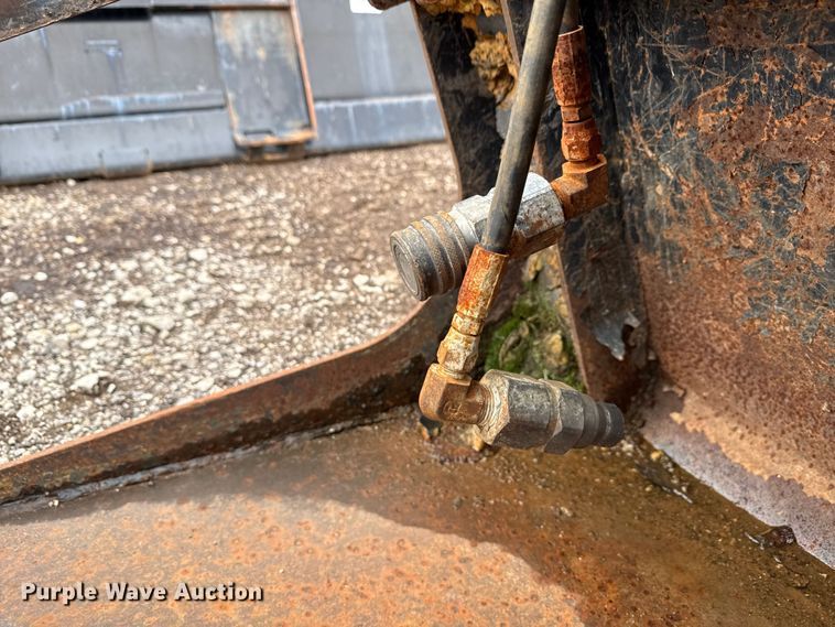 image for item ND9443 2017 Toro Dingo 22327 compact utility loader