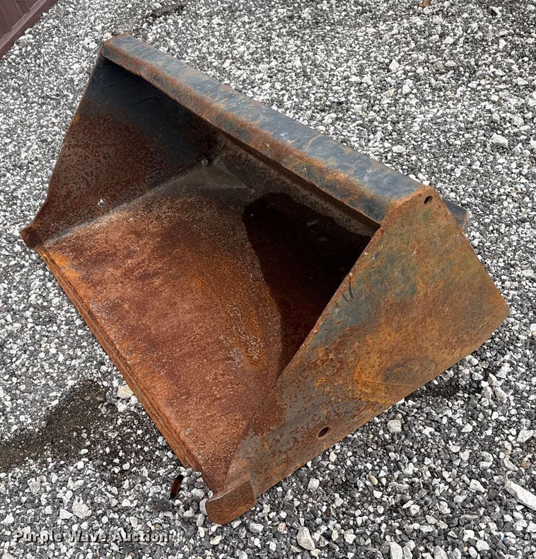 image for item ND9443 2017 Toro Dingo 22327 compact utility loader