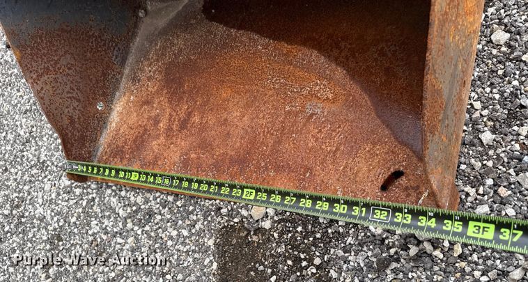 image for item ND9443 2017 Toro Dingo 22327 compact utility loader