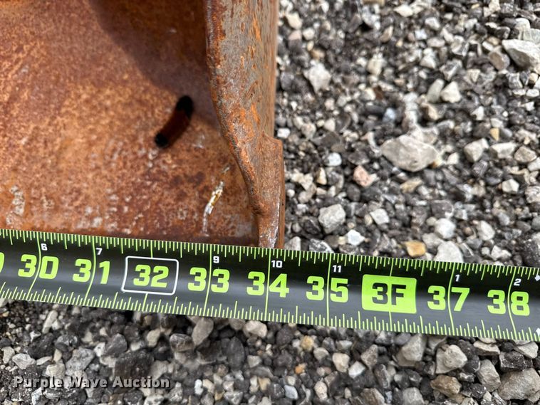 image for item ND9443 2017 Toro Dingo 22327 compact utility loader