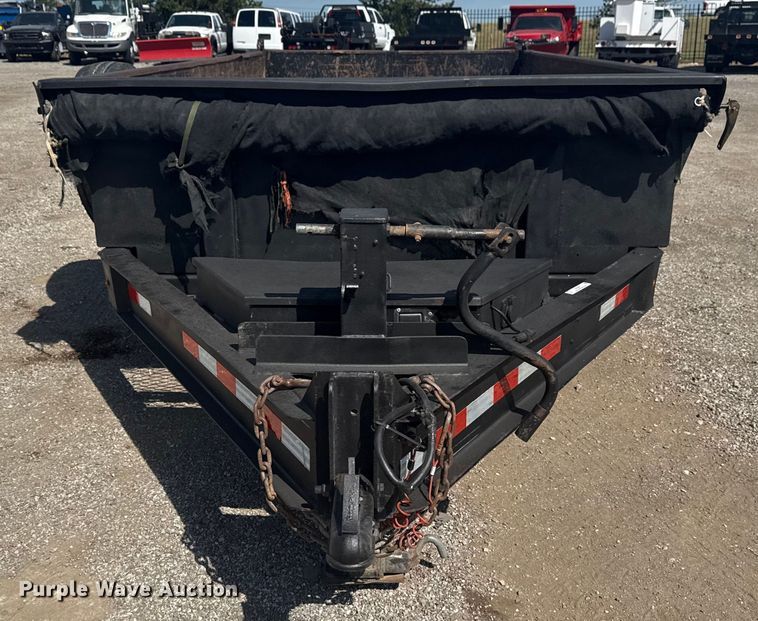 image for item NU9567 2016 Lark United dump trailer