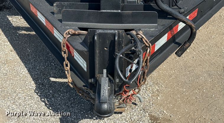 image for item NU9567 2016 Lark United dump trailer