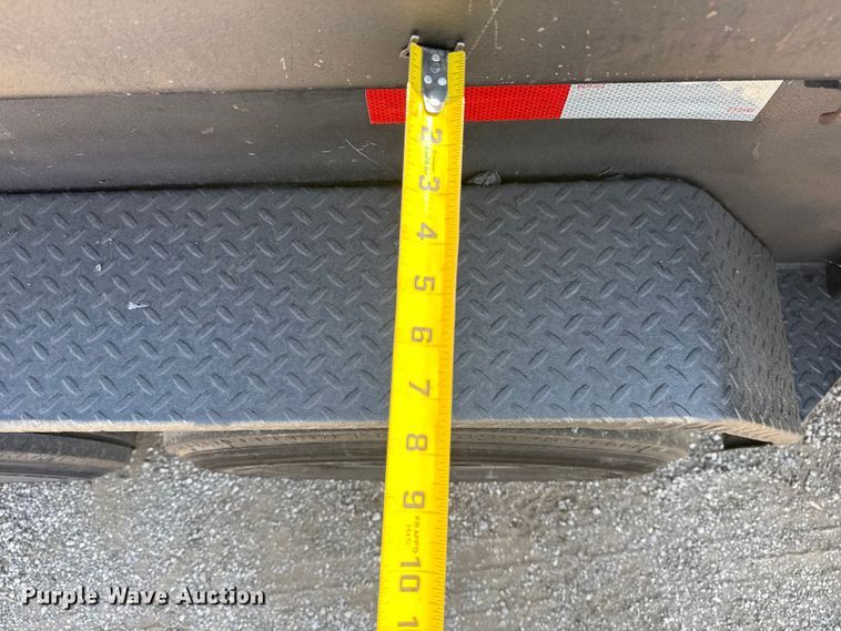 image for item NU9567 2016 Lark United dump trailer