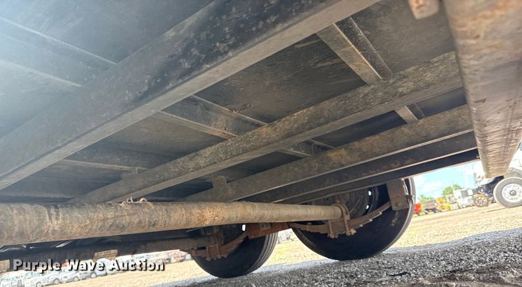 image for item NU9567 2016 Lark United dump trailer