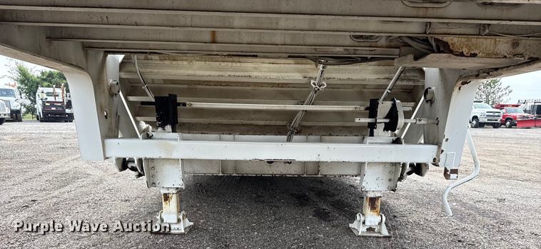 image for item NU9585 2016 Trail-Eze by Dakota TE701 drop deck equipment trailer