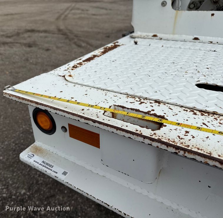 image for item NU9585 2016 Trail-Eze by Dakota TE701 drop deck equipment trailer