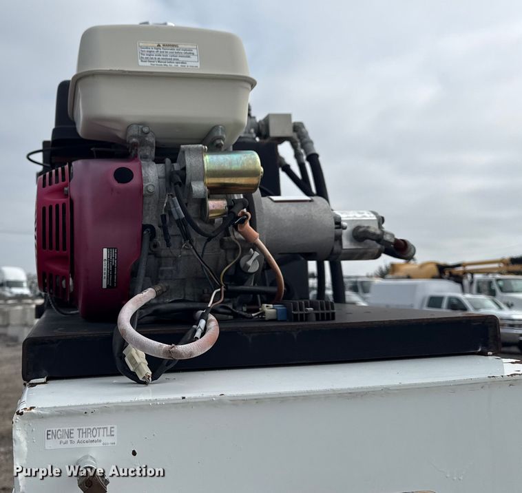 image for item NU9585 2016 Trail-Eze by Dakota TE701 drop deck equipment trailer