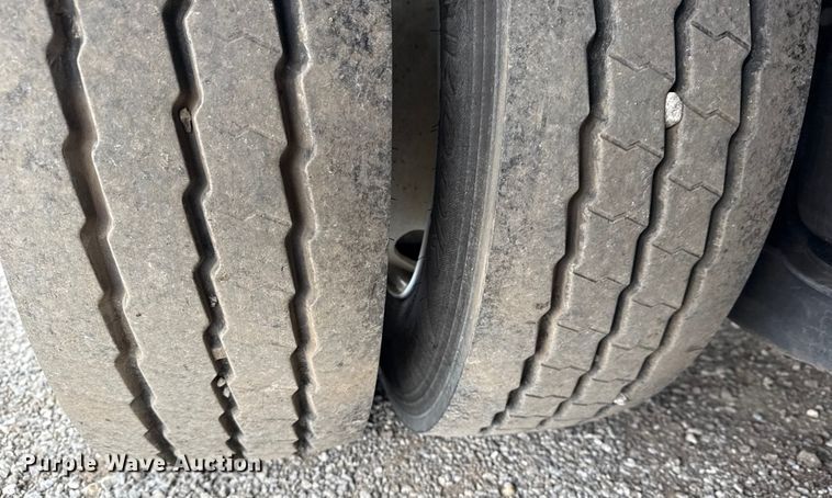 image for item NU9585 2016 Trail-Eze by Dakota TE701 drop deck equipment trailer