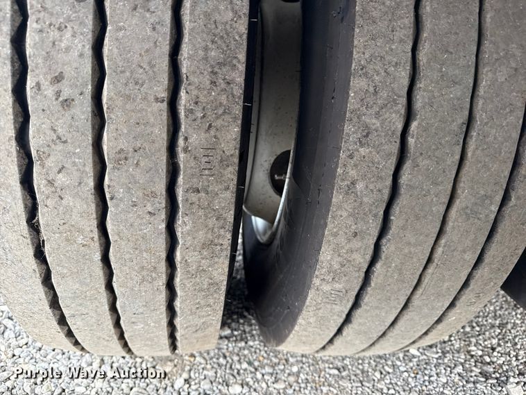 image for item NU9585 2016 Trail-Eze by Dakota TE701 drop deck equipment trailer