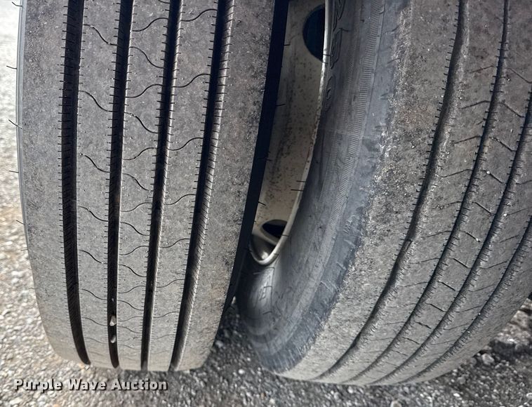 image for item NU9585 2016 Trail-Eze by Dakota TE701 drop deck equipment trailer