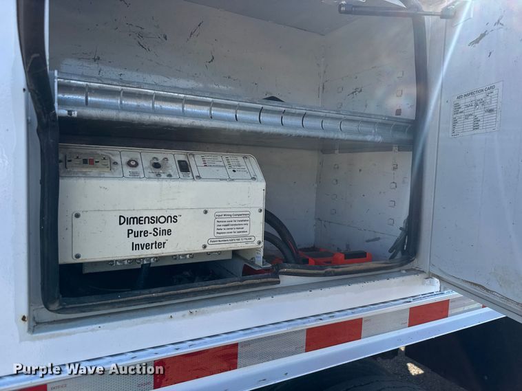 image for item NU9704 2011 Freightliner Business Class M2 digger derrick truck