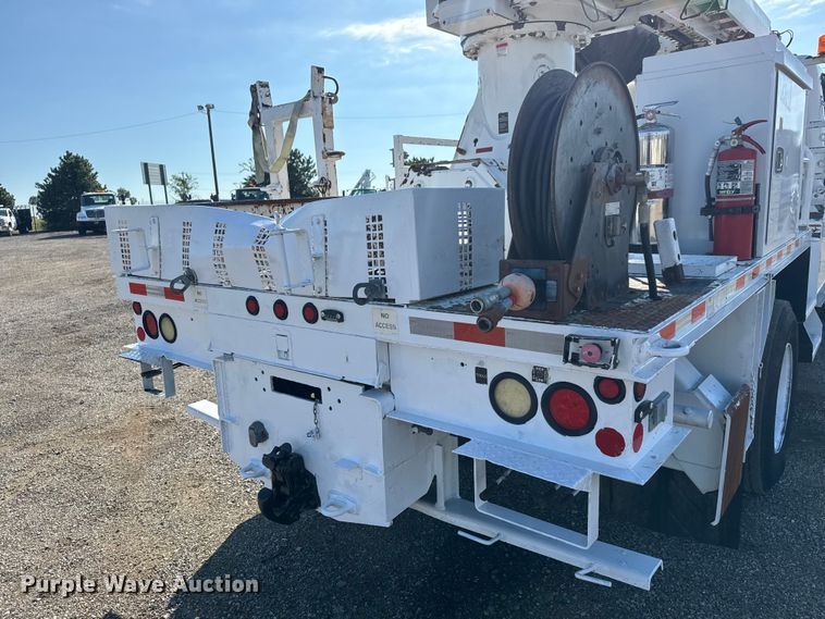 image for item NU9704 2011 Freightliner Business Class M2 digger derrick truck