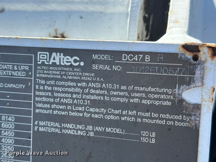 image for item NU9704 2011 Freightliner Business Class M2 digger derrick truck