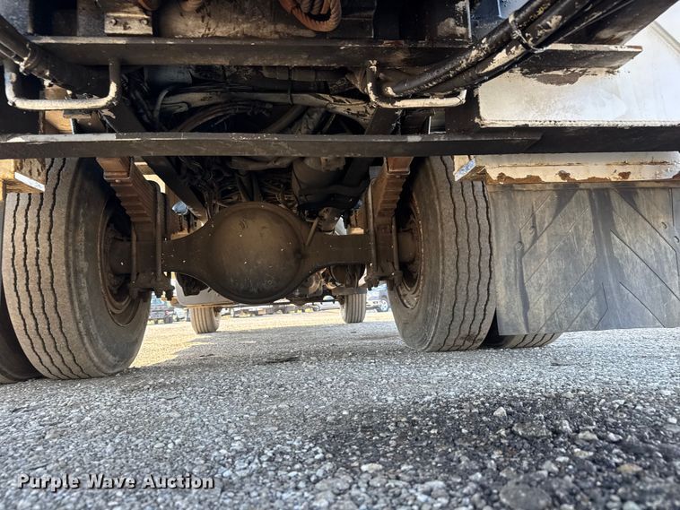 image for item NU9704 2011 Freightliner Business Class M2 digger derrick truck