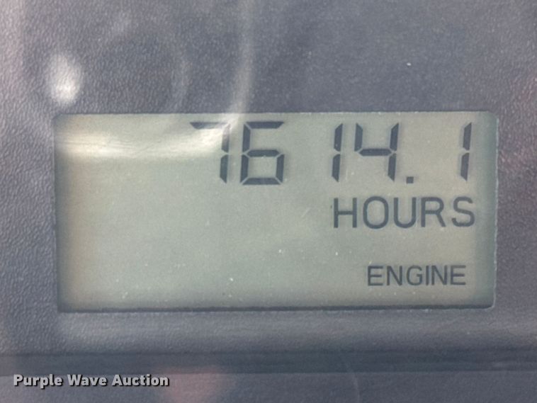 image for item NU9704 2011 Freightliner Business Class M2 digger derrick truck