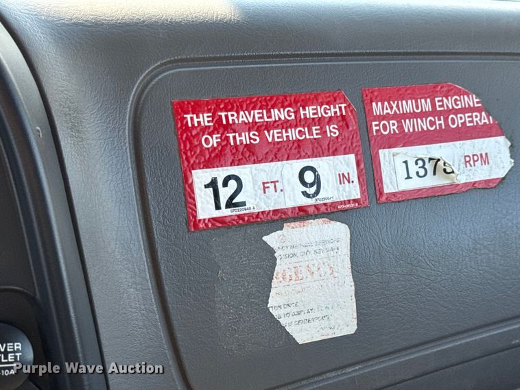 image for item NU9704 2011 Freightliner Business Class M2 digger derrick truck