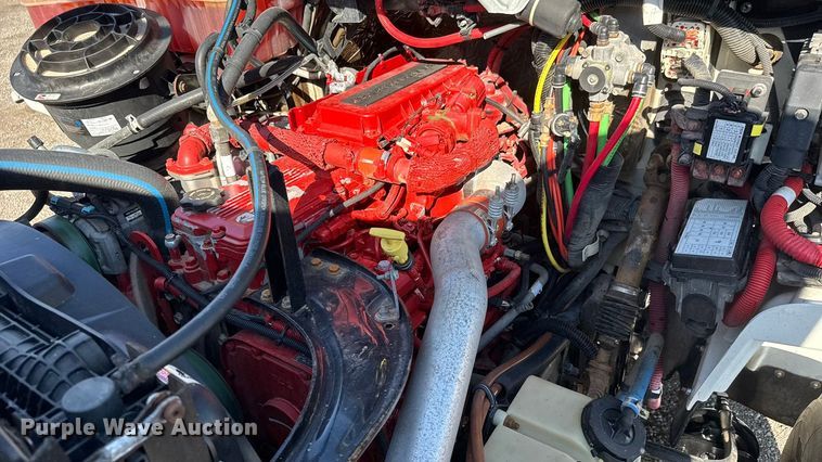 image for item NU9704 2011 Freightliner Business Class M2 digger derrick truck