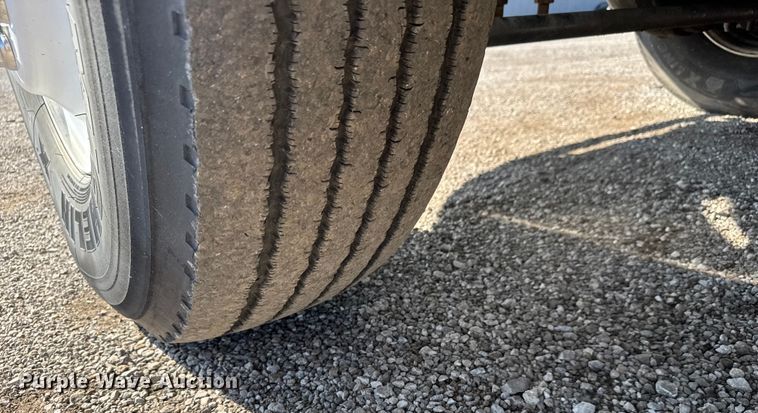 image for item NU9704 2011 Freightliner Business Class M2 digger derrick truck