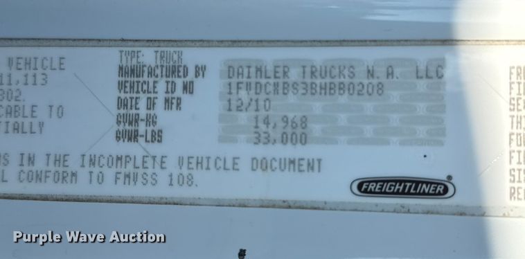 image for item NU9704 2011 Freightliner Business Class M2 digger derrick truck