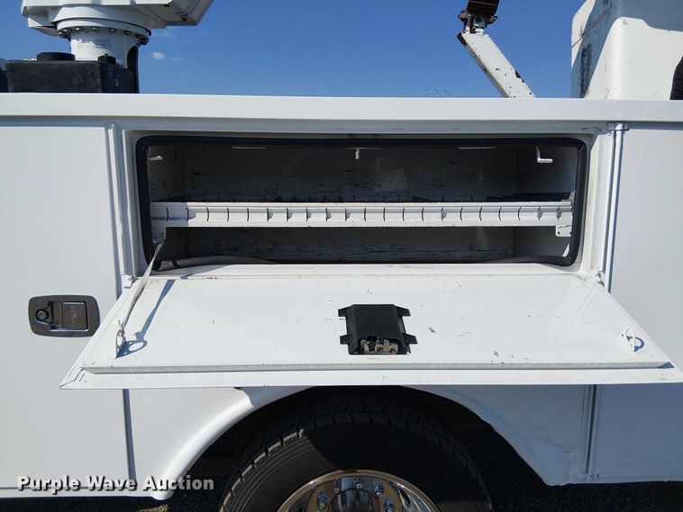 image for item NU9734 2012 Dodge Ram 5500 bucket truck