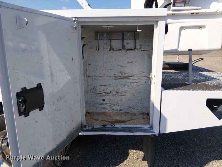 image for item NU9734 2012 Dodge Ram 5500 bucket truck