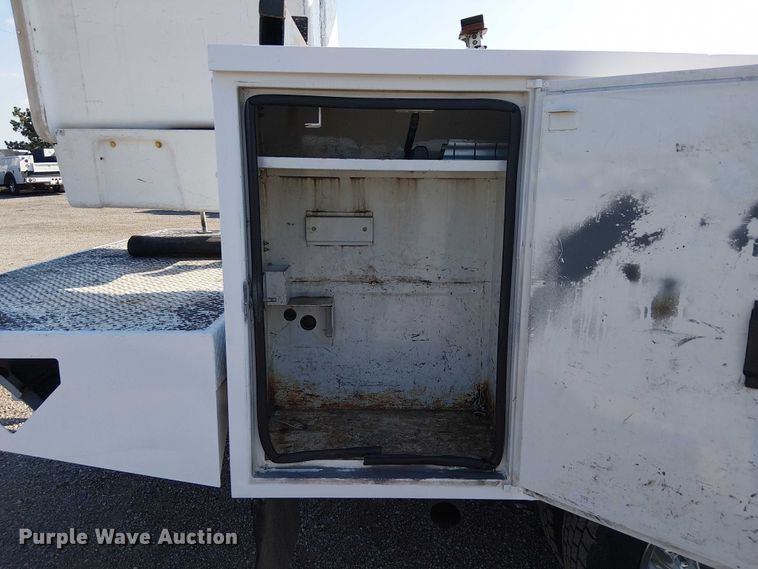 image for item NU9734 2012 Dodge Ram 5500 bucket truck