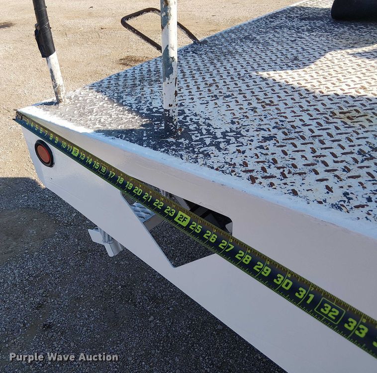 image for item NU9734 2012 Dodge Ram 5500 bucket truck