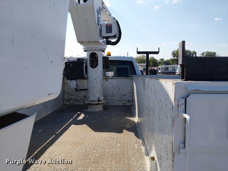 image for item NU9734 2012 Dodge Ram 5500 bucket truck