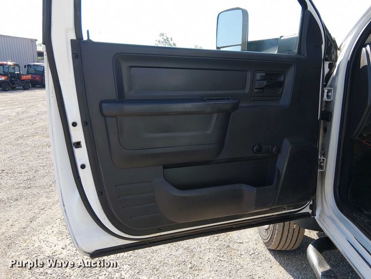 image for item NU9734 2012 Dodge Ram 5500 bucket truck