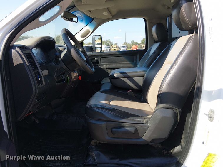 image for item NU9734 2012 Dodge Ram 5500 bucket truck