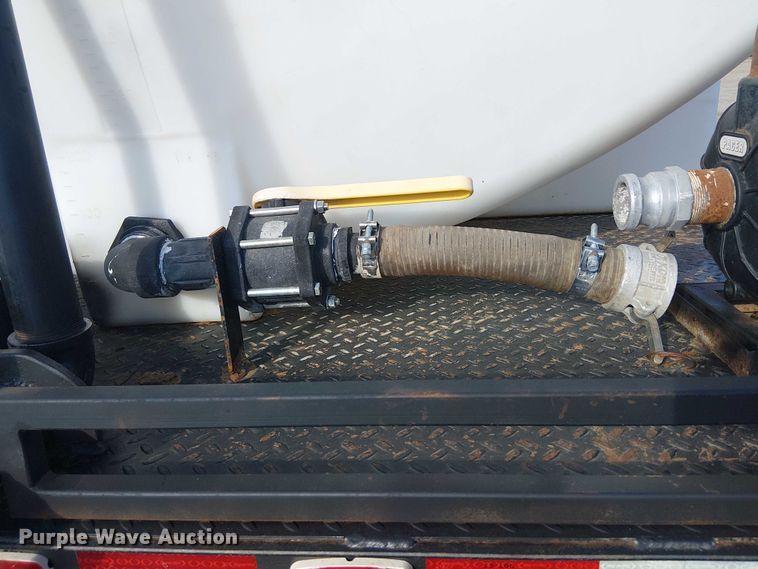 image for item NU9739 1993 Chevrolet Kodiak C7 flatbed truck