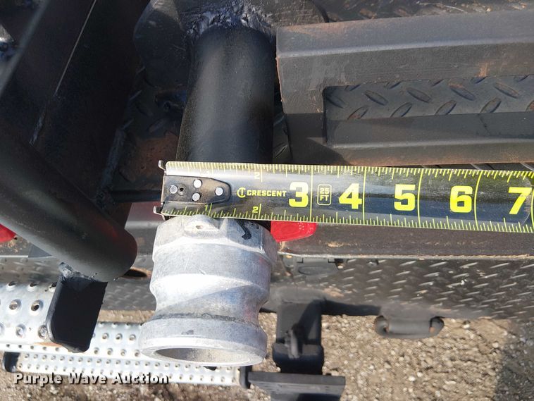 image for item NU9739 1993 Chevrolet Kodiak C7 flatbed truck