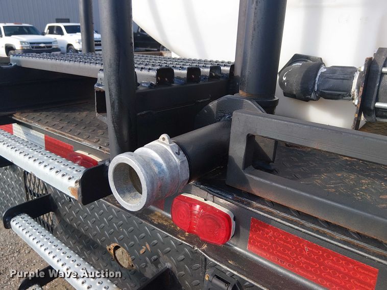 image for item NU9739 1993 Chevrolet Kodiak C7 flatbed truck