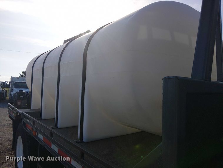 image for item NU9739 1993 Chevrolet Kodiak C7 flatbed truck