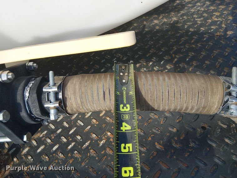 image for item NU9739 1993 Chevrolet Kodiak C7 flatbed truck