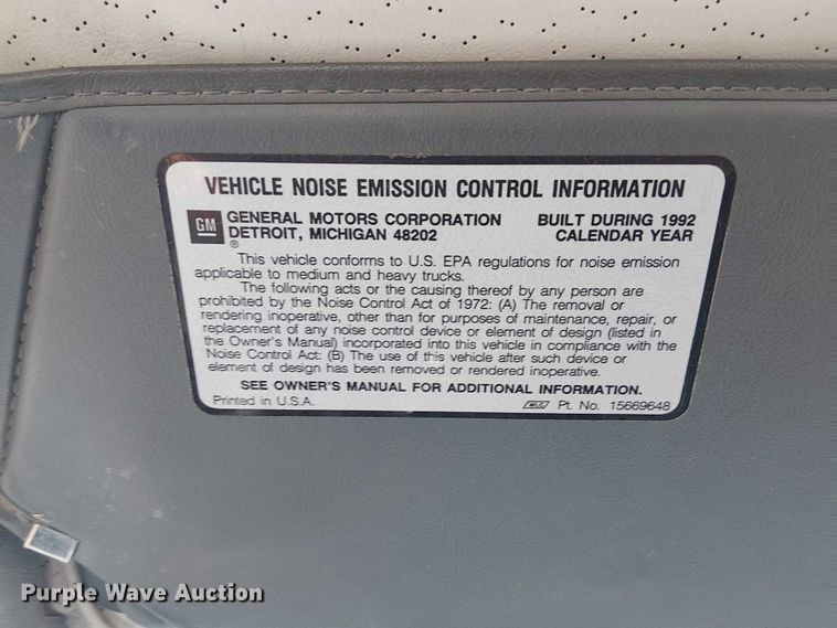 image for item NU9739 1993 Chevrolet Kodiak C7 flatbed truck